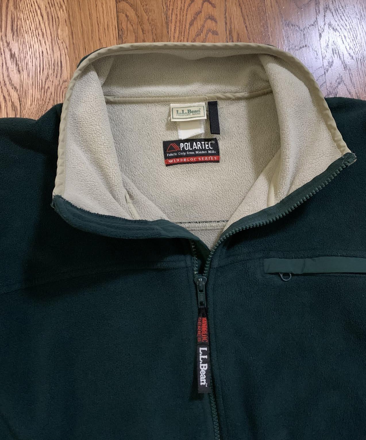 Vintage LL Bean Windbloc Series Forest Green Fleece (Size L) — Roots